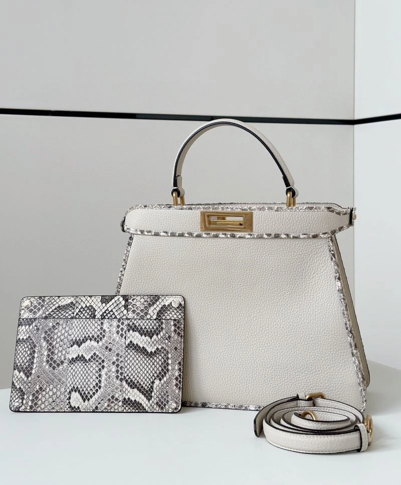 FlexibleFit Fendi Peekaboo Bags 57641