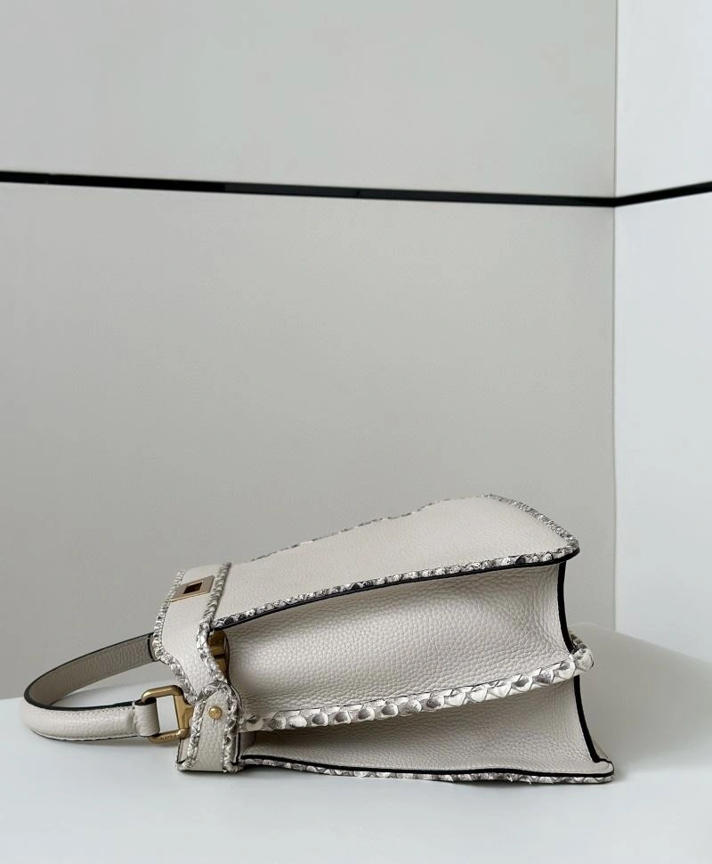 FlexibleFit Fendi Peekaboo Bags 57641
