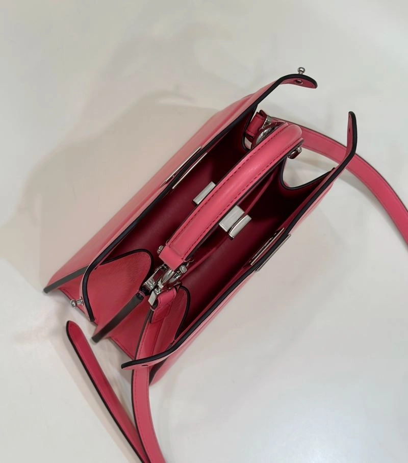 Fendi Peekaboo Bags Comfortable 57663