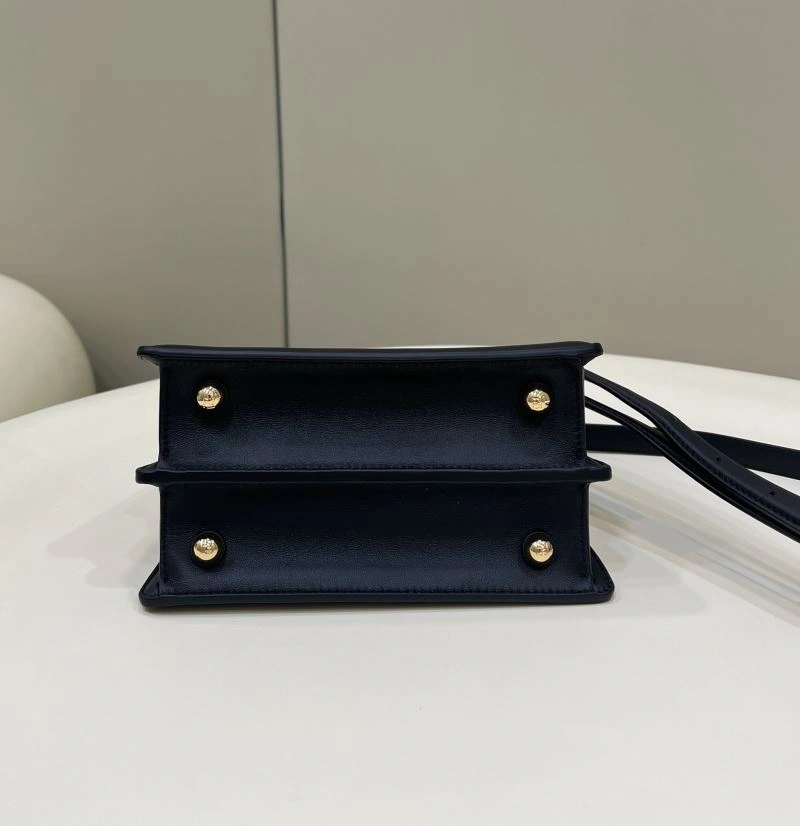 TechFriendly Fendi Peekaboo Bags 57673