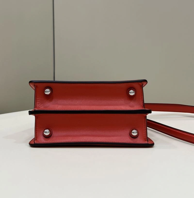 Tailored Fendi Peekaboo Bags 57682