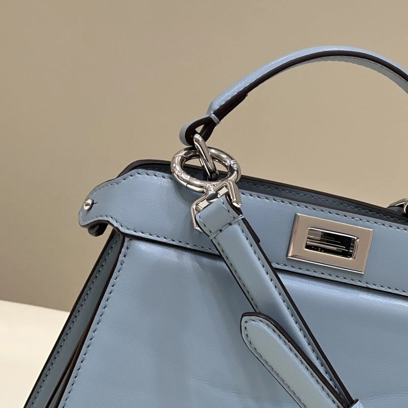 Lightweight Fendi Peekaboo Bags 57719
