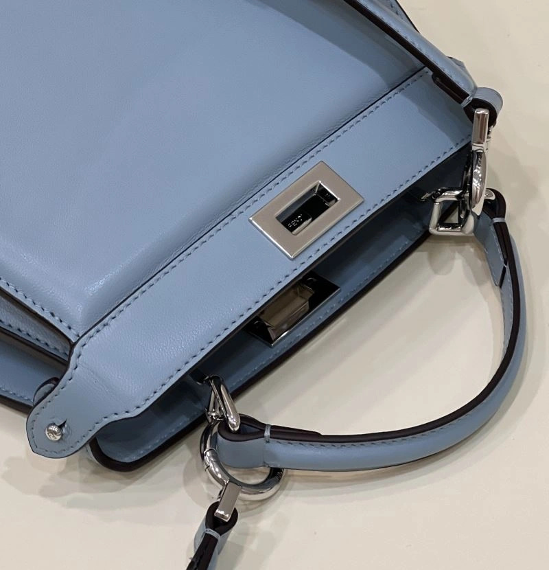 Lightweight Fendi Peekaboo Bags 57719