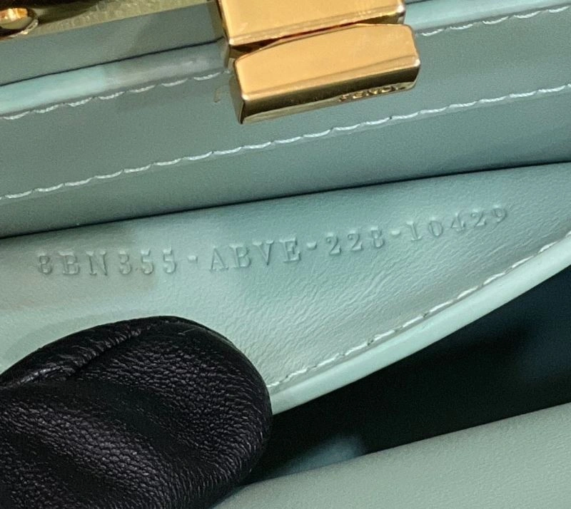 Fendi Peekaboo Bags Lightweight 57642