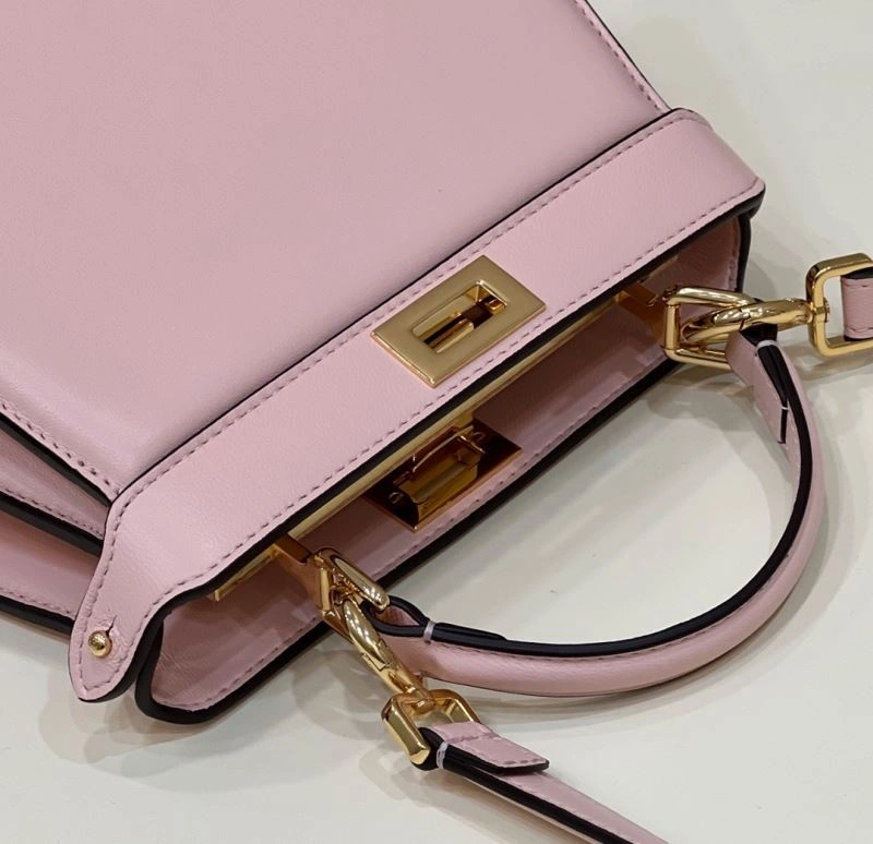 Effortless Fendi Peekaboo Bags 57632