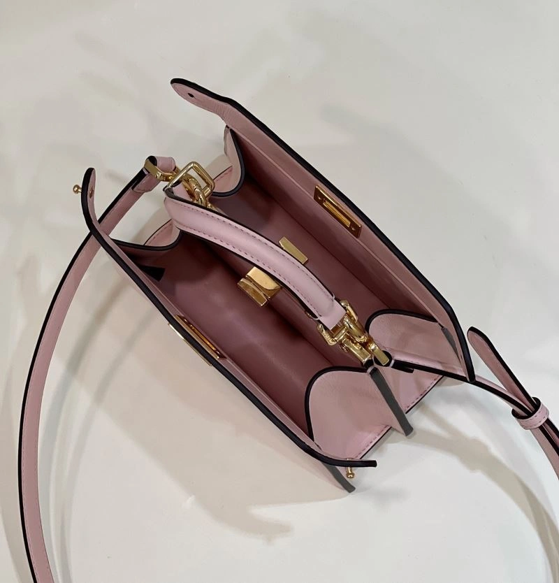 Effortless Fendi Peekaboo Bags 57632