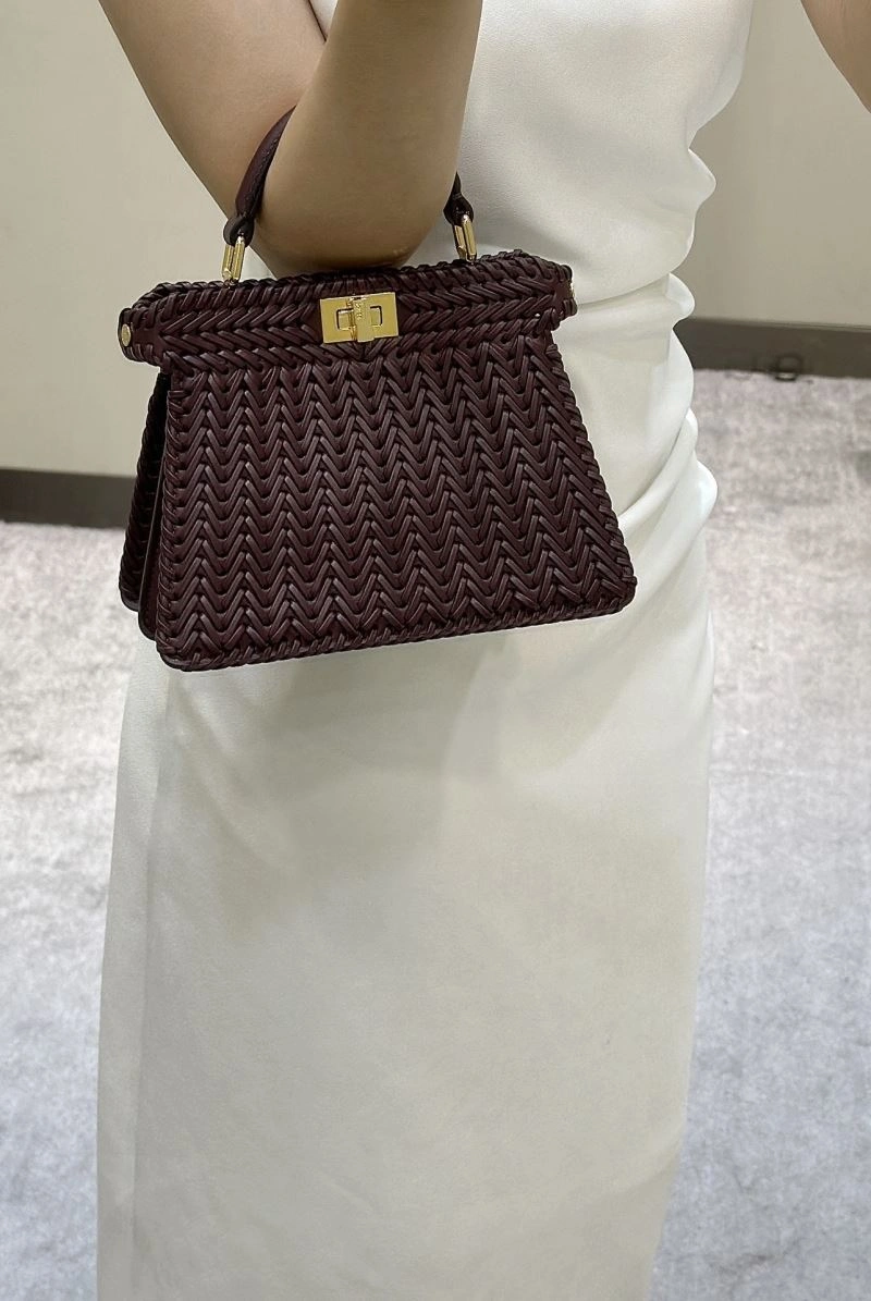 FlexibleFit Fendi Peekaboo Bags 57640