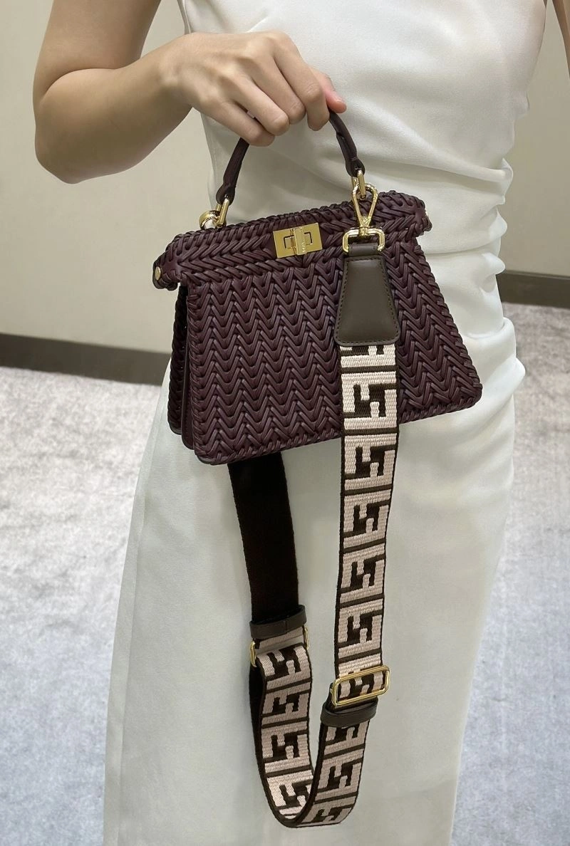 FlexibleFit Fendi Peekaboo Bags 57640