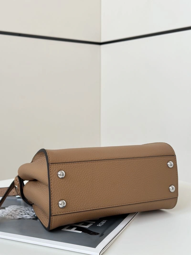Contemporary Fendi Peekaboo Bags 57624