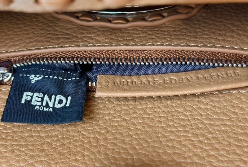 Contemporary Fendi Peekaboo Bags 57624