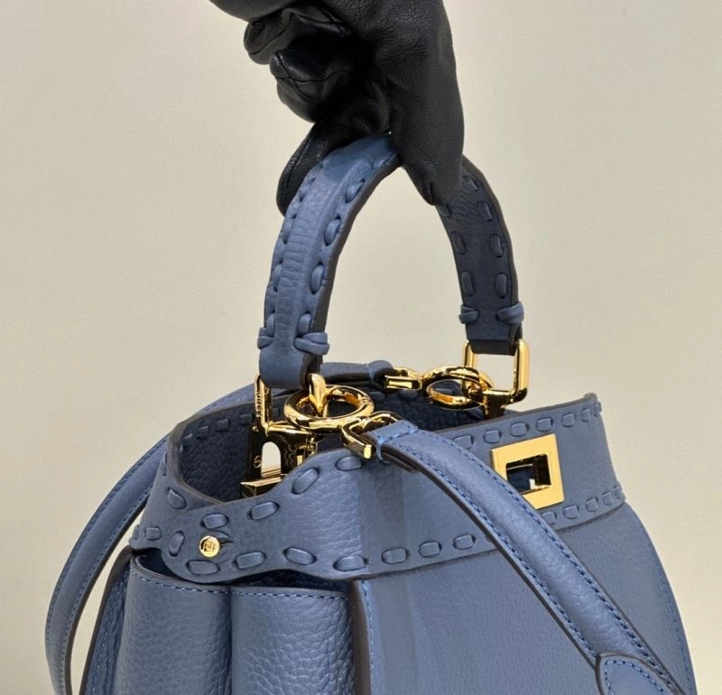 Lightweight Fendi Peekaboo Bags 57645