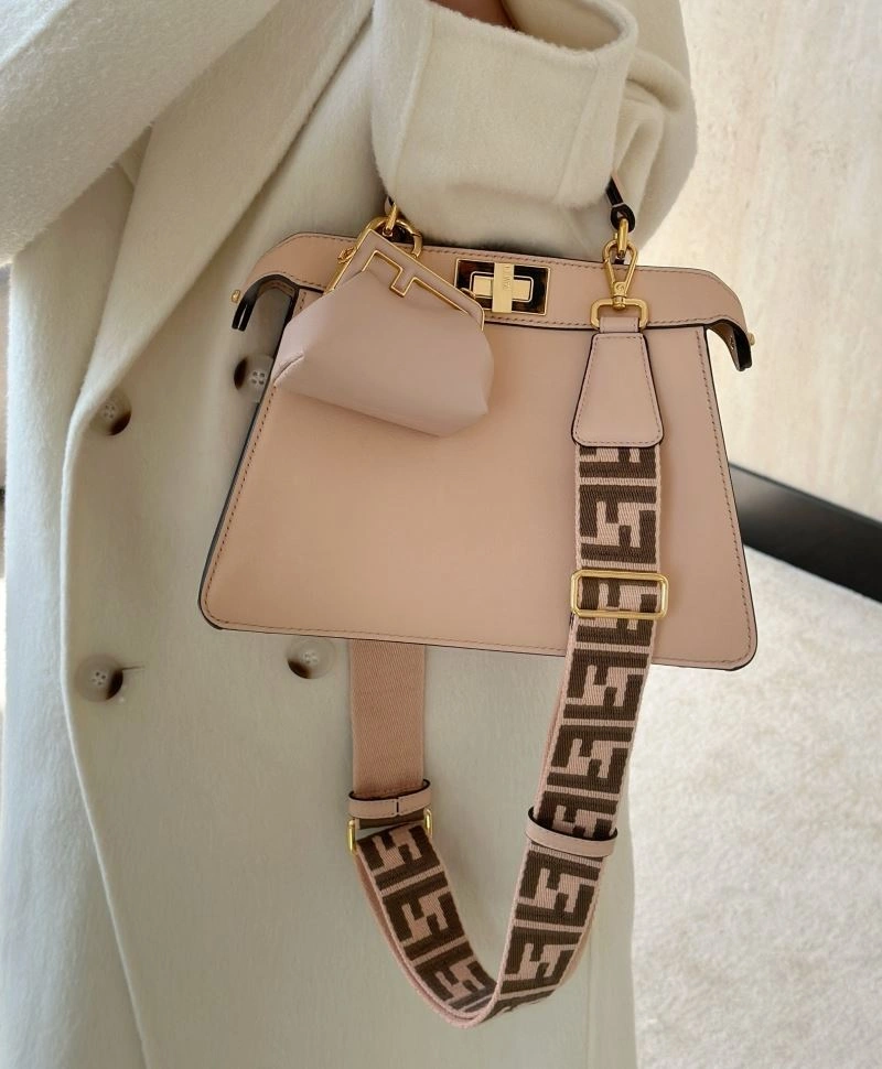 Fendi Peekaboo Bags Attractive 57625