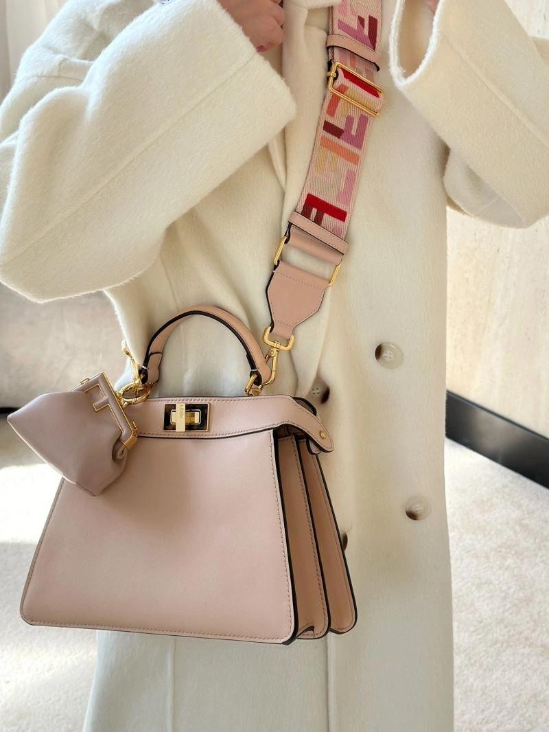 Fendi Peekaboo Bags Attractive 57625