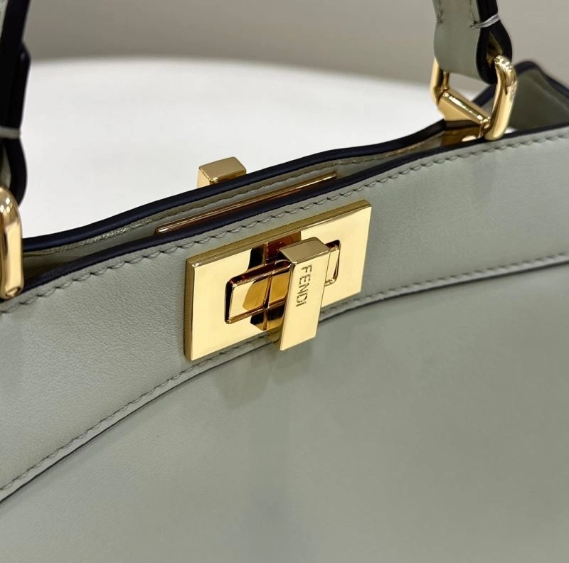 Fendi Peekaboo Bags Supportive 57607