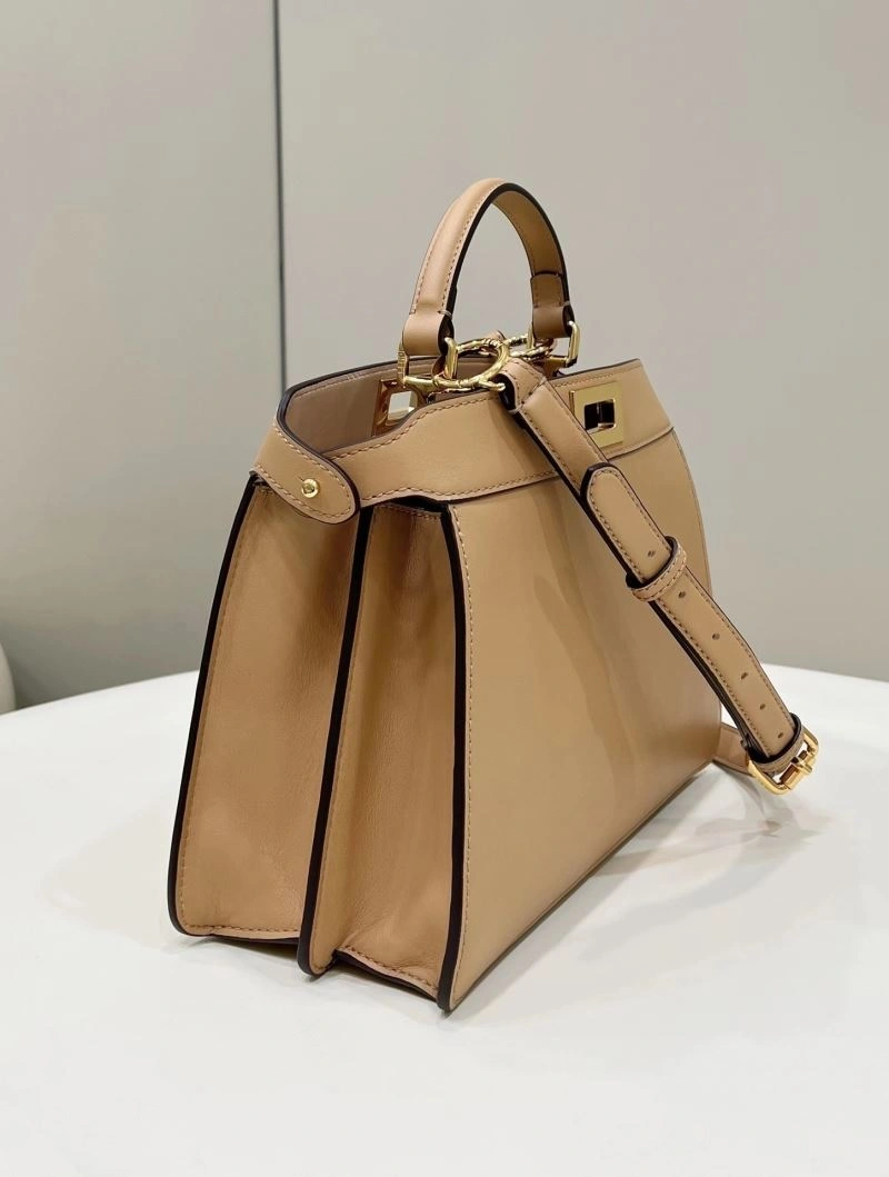 Fendi Peekaboo Bags Casual 57613