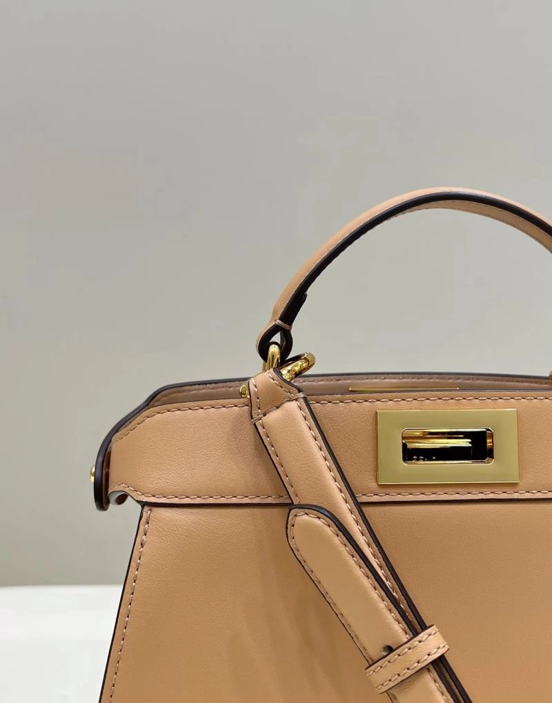 Fendi Peekaboo Bags Casual 57613
