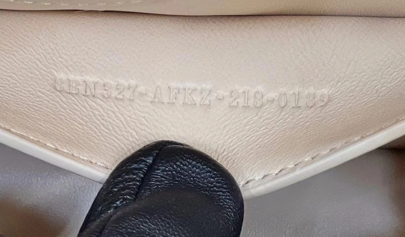 Fendi Peekaboo Bags Casual 57613