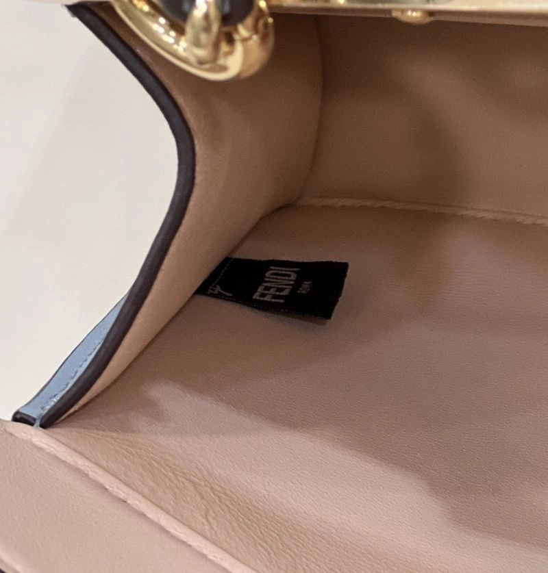 Reliable Fendi Peekaboo Bags 57614