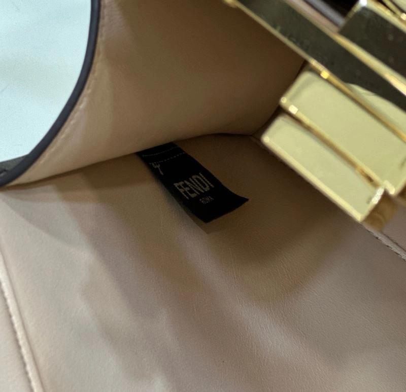 Fendi Peekaboo Bags Contemporary 57616