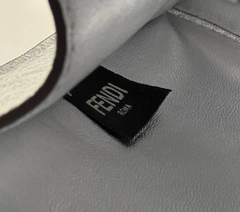 ComfortFit Fendi Peekaboo Bags 57671