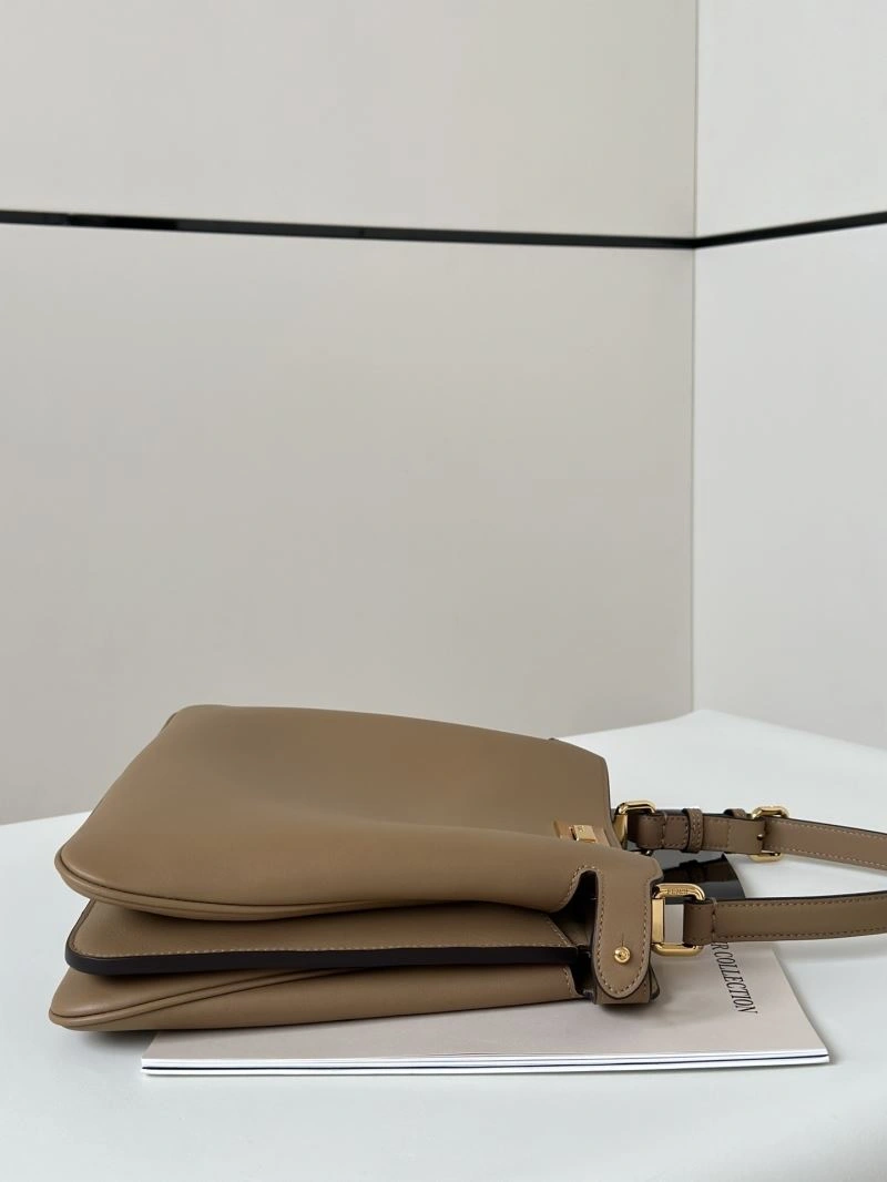 Fendi Peekaboo Bags TechFriendly 57610
