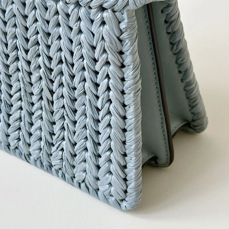 Fendi Peekaboo Bags Lightweight 57606