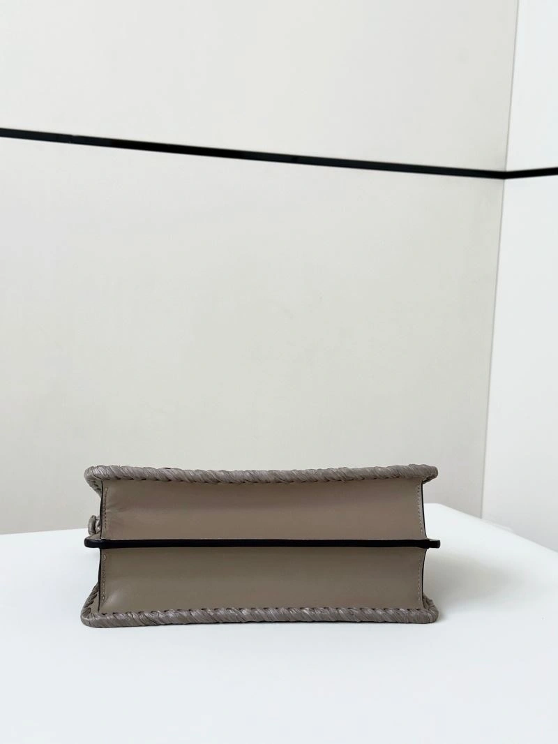 Classic Fendi Peekaboo Bags 57599