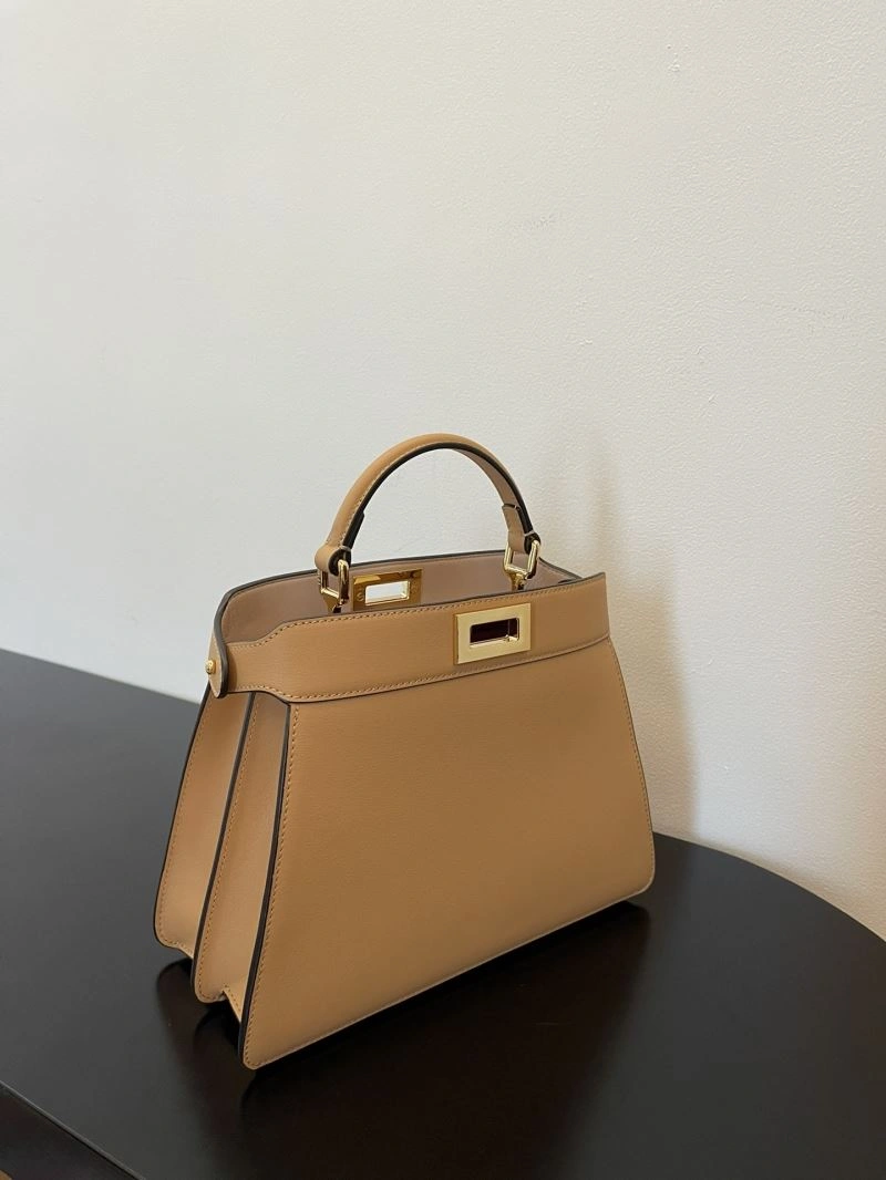 Functional Fendi Peekaboo Bags 57659