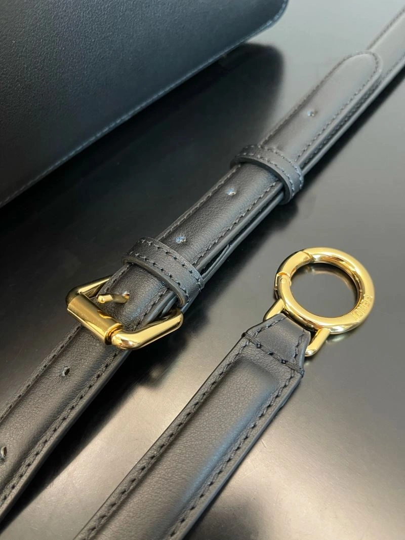 ZipUp Fendi Peekaboo Bags 57600