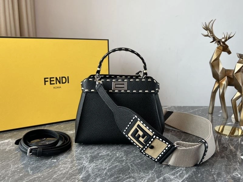 Stylish Fendi Peekaboo Bags 57628