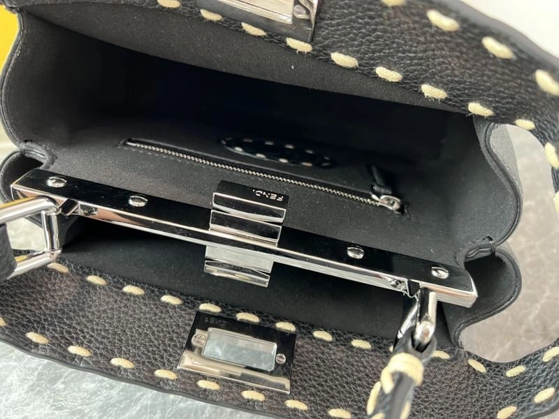 Stylish Fendi Peekaboo Bags 57628