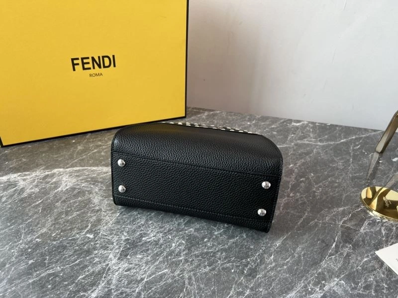 Stylish Fendi Peekaboo Bags 57628