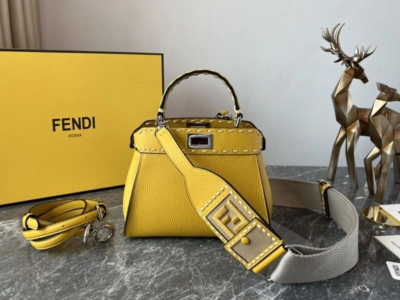 Supportive Fendi Peekaboo Bags 57592
