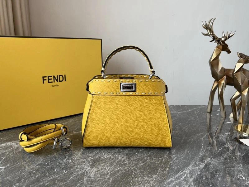Supportive Fendi Peekaboo Bags 57592