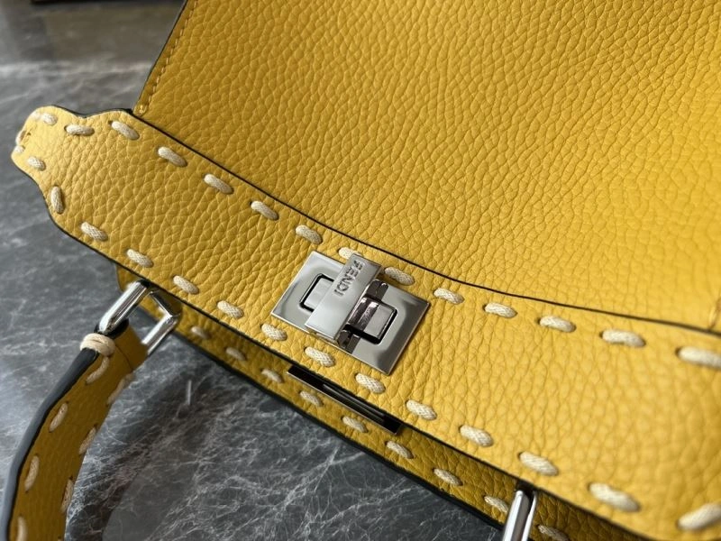 Supportive Fendi Peekaboo Bags 57592