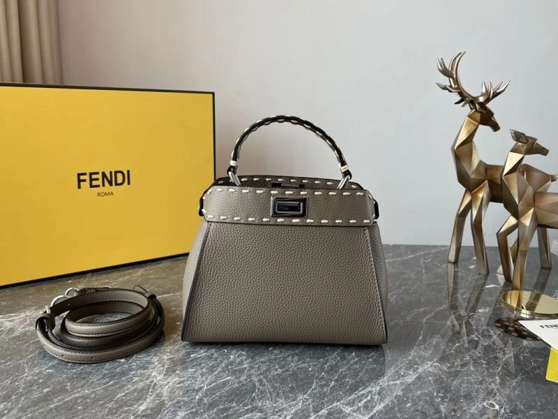 Fendi Peekaboo Bags Cozy 57586