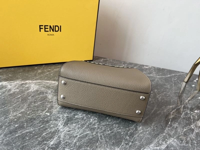 Fendi Peekaboo Bags Cozy 57586