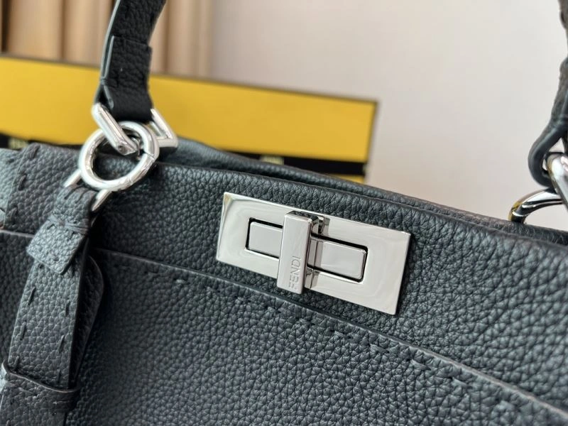 Fendi Peekaboo Bags Neat 57584