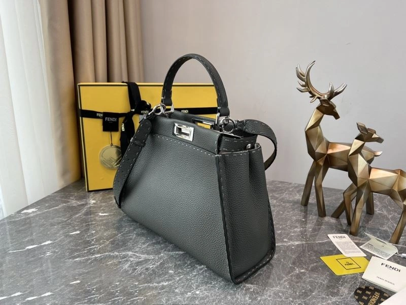 ComfortFit Fendi Peekaboo Bags 57683
