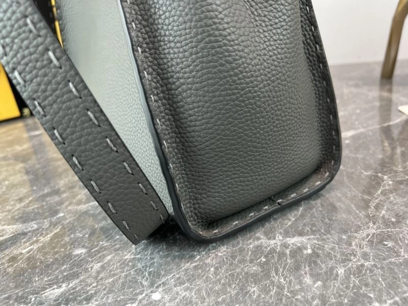 ComfortFit Fendi Peekaboo Bags 57683