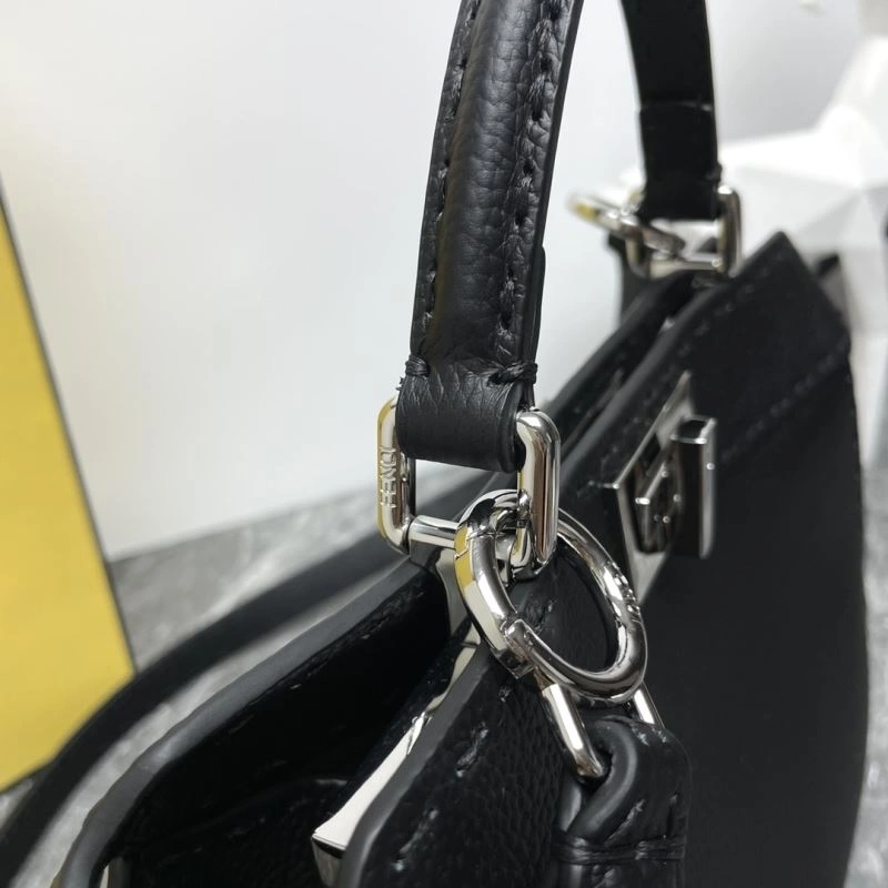 Fendi Peekaboo Bags Stylish 57578