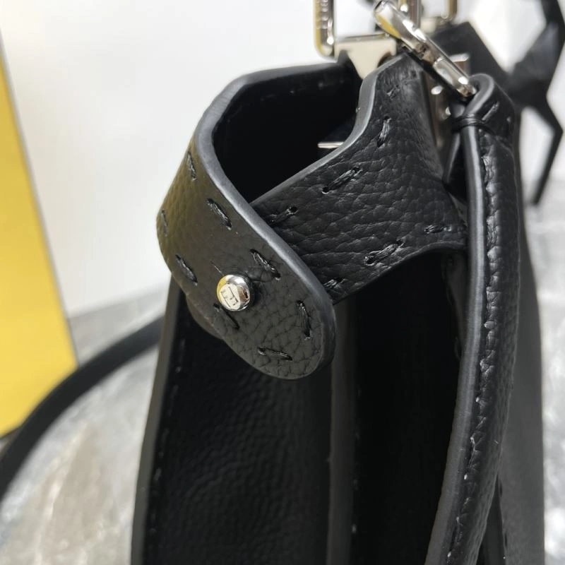 Fendi Peekaboo Bags Stylish 57578