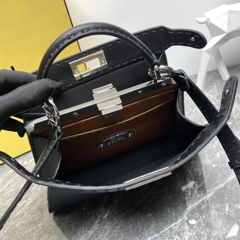 Fendi Peekaboo Bags Stylish 57578