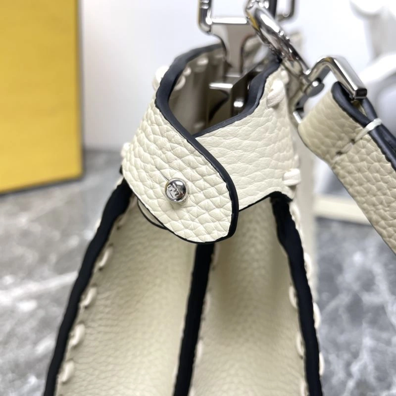 Timeless Fendi Peekaboo Bags 57617