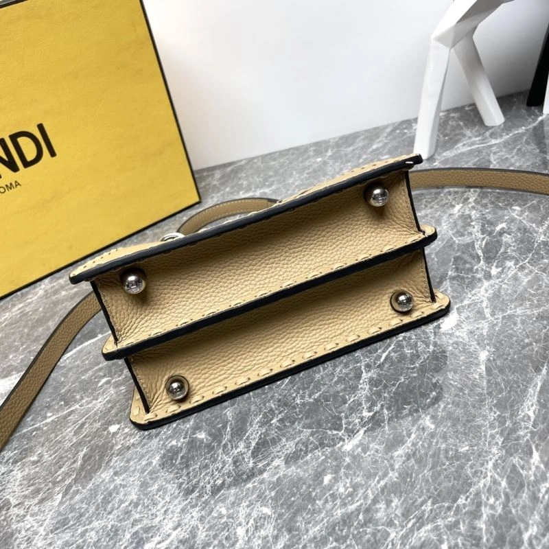 Comfortable Fendi Peekaboo Bags 57566