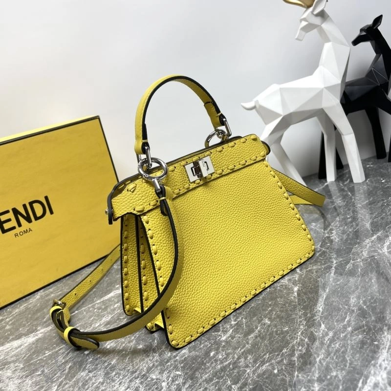 ComfortFit Fendi Peekaboo Bags 57677