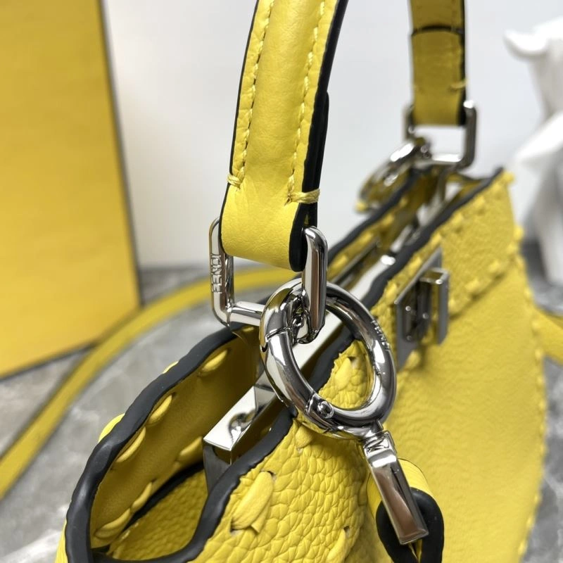 ComfortFit Fendi Peekaboo Bags 57677