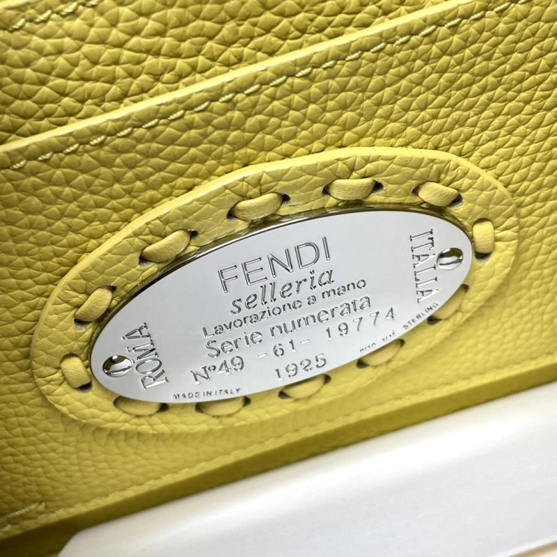 ComfortFit Fendi Peekaboo Bags 57677