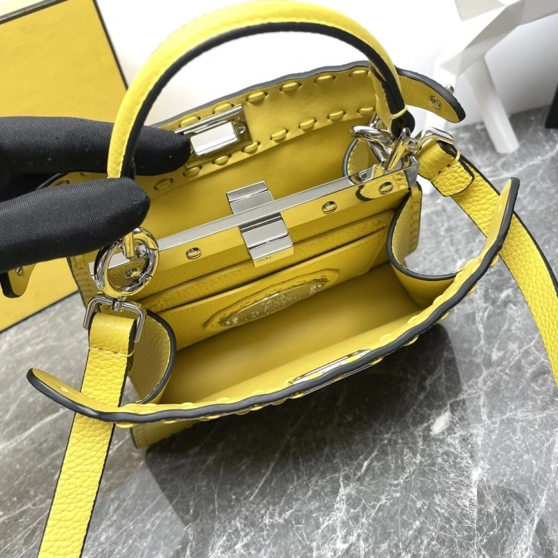 ComfortFit Fendi Peekaboo Bags 57677
