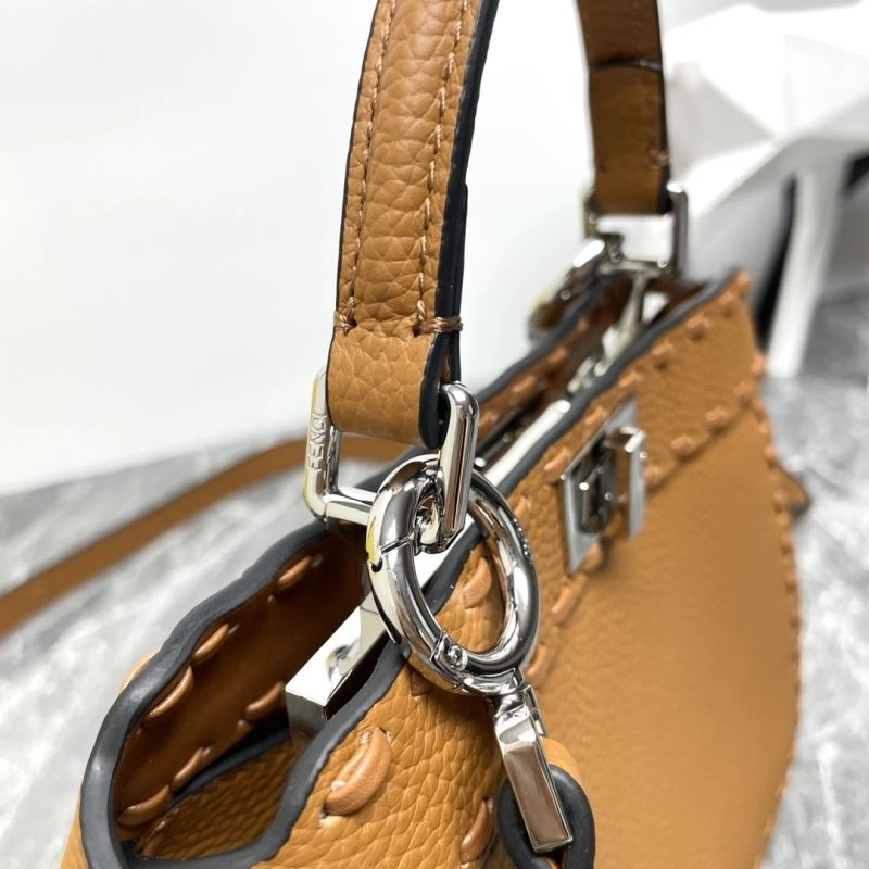 Reliable Fendi Peekaboo Bags 57563